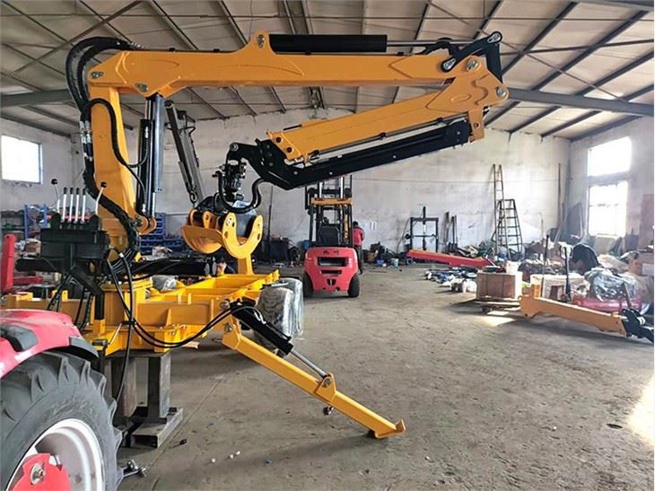 Forestry Cranes With Hydraulic Graple